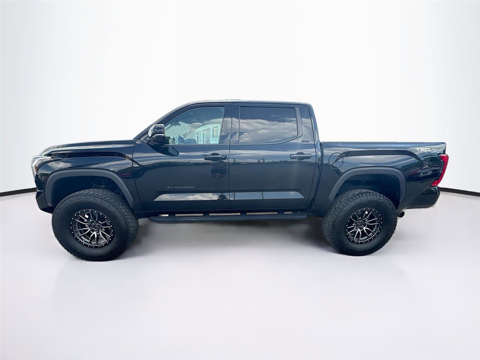 Used 2022 Toyota Tundra SR5 w/ TRD Off-Road Premium Package image 2