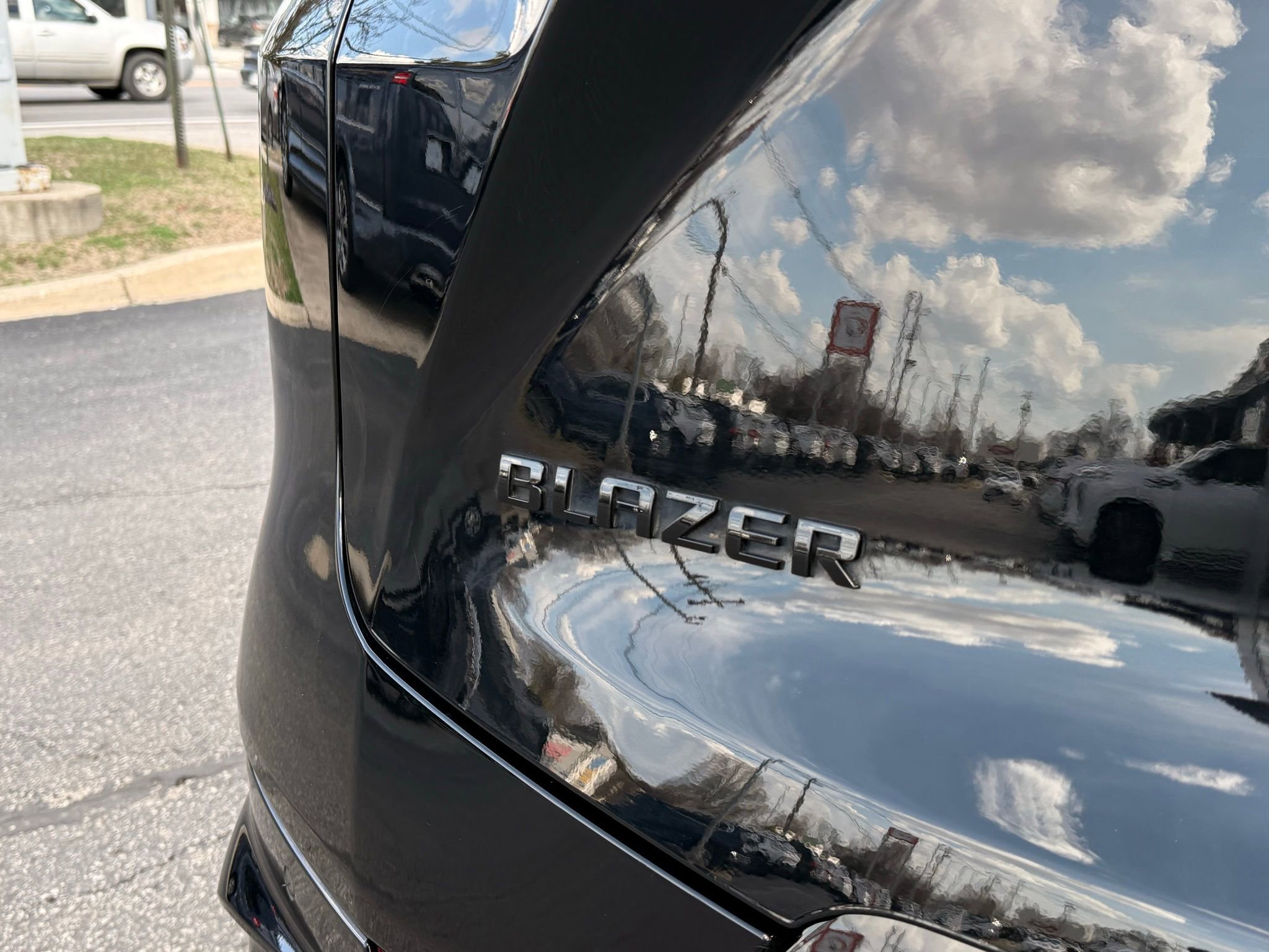 Used 2022 Chevrolet Blazer RS image 11