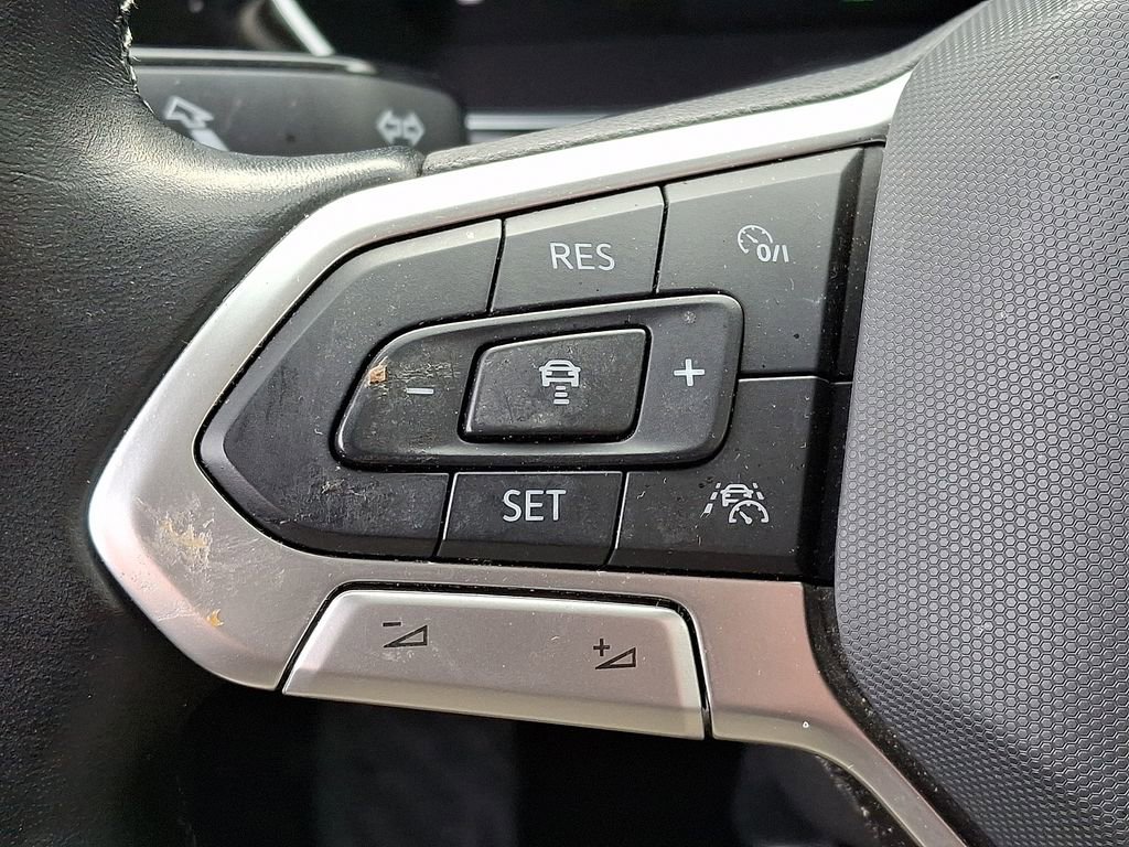 Used 2024 Volkswagen Jetta SE image 21