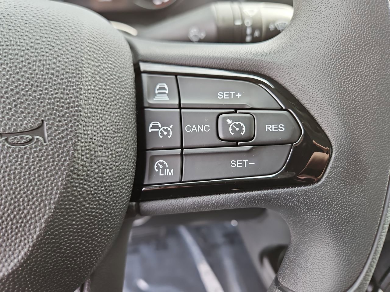 New 2025 RAM ProMaster 2500 w/ Quick Order Package 22G SLT image 22