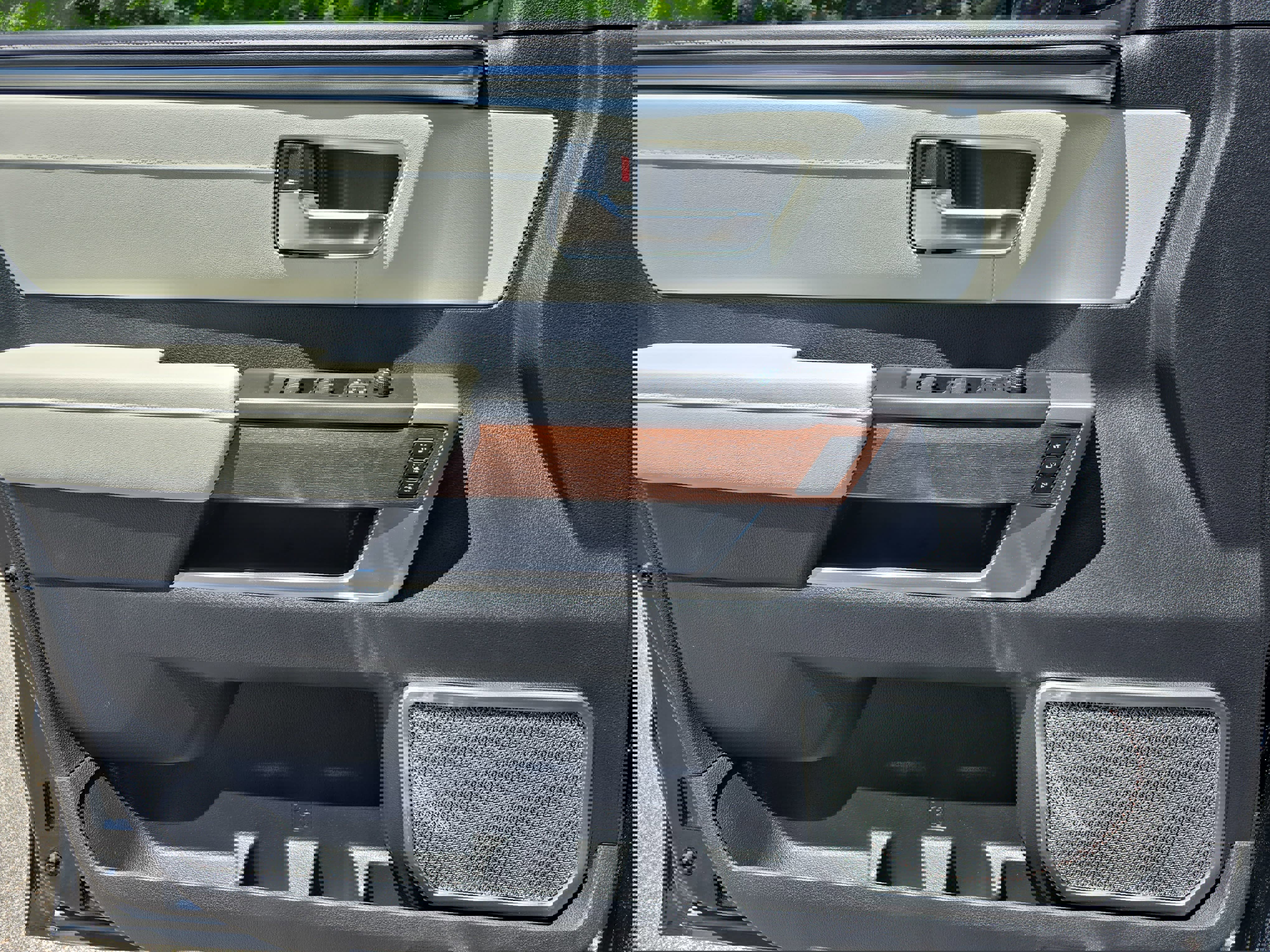 Used 2024 Toyota Sequoia Capstone AWD/4WD image 26