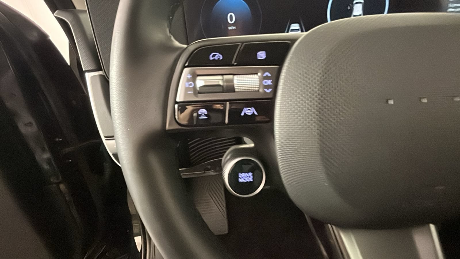 Used 2025 Hyundai Ioniq 5 SE RWD image 18
