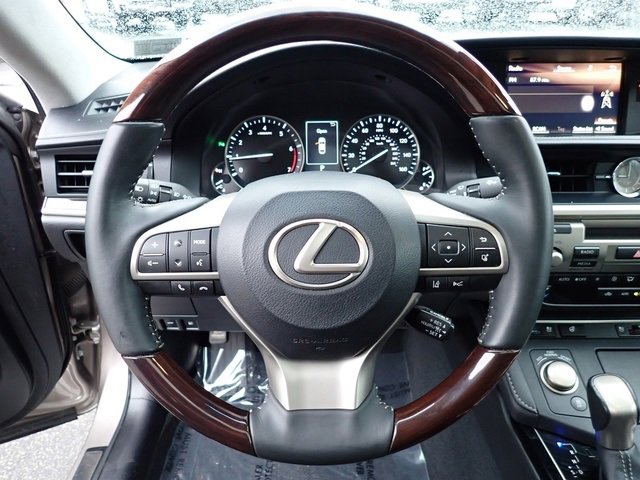 Used 2017 Lexus ES 350 image 21