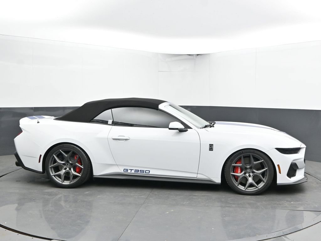 New 2026 Ford Mustang GT Premium w/ GT Performance Package RWD image 9