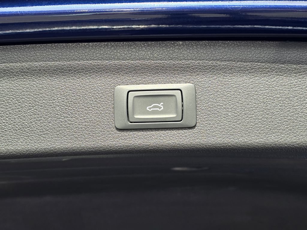 Used 2022 Audi Q3 2.0T Premium Plus AWD/4WD image 10