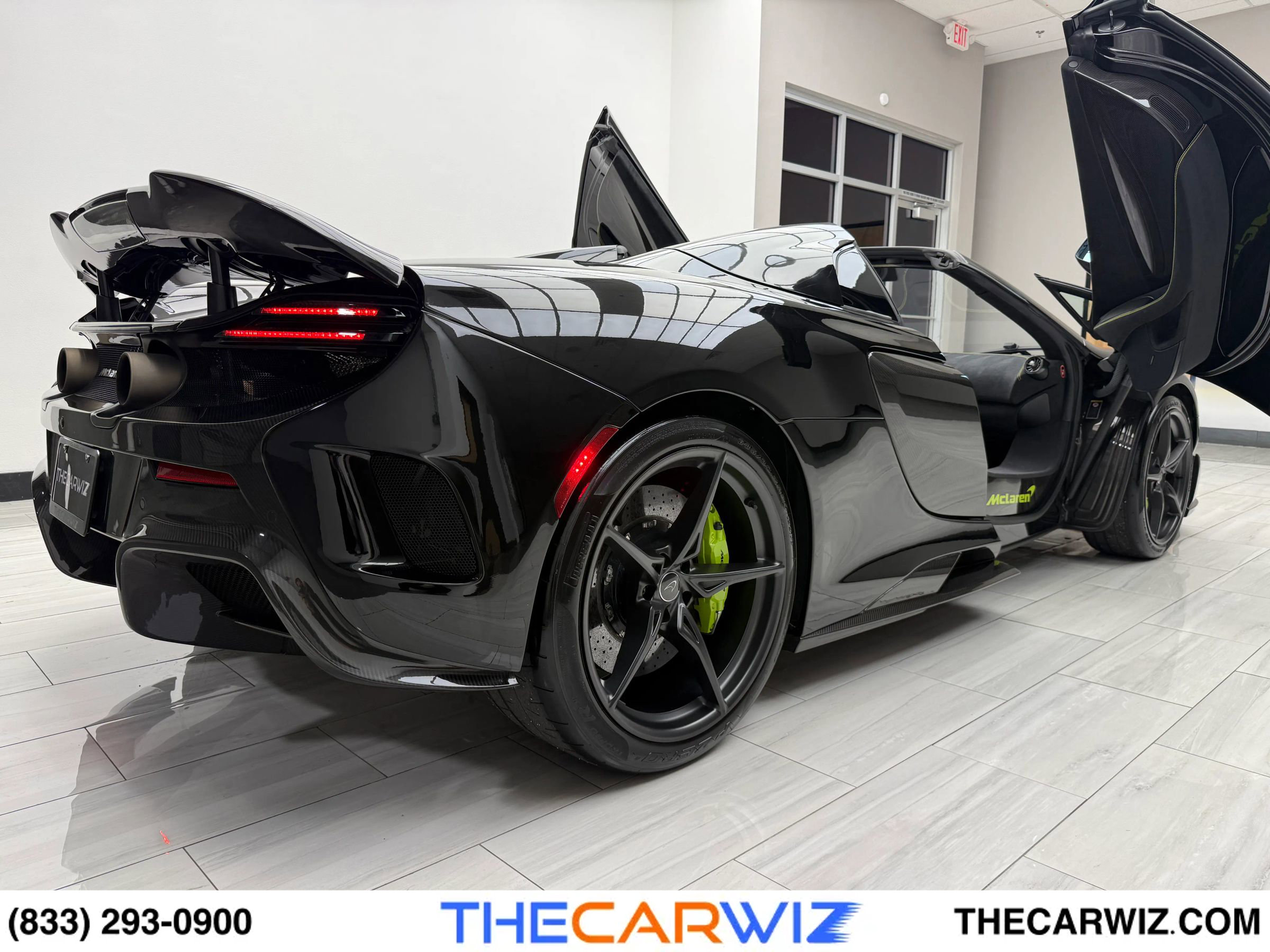 Used 2016 McLaren 675LT Spider image 43