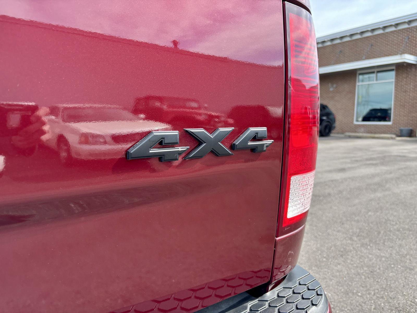 Used 2019 RAM 1500 Express w/ Express Value Package AWD/4WD image 25