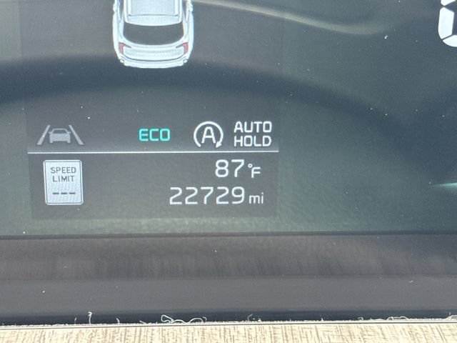 Used 2025 Kia Telluride EX w/ EX Captain's Chair Package FWD image 23
