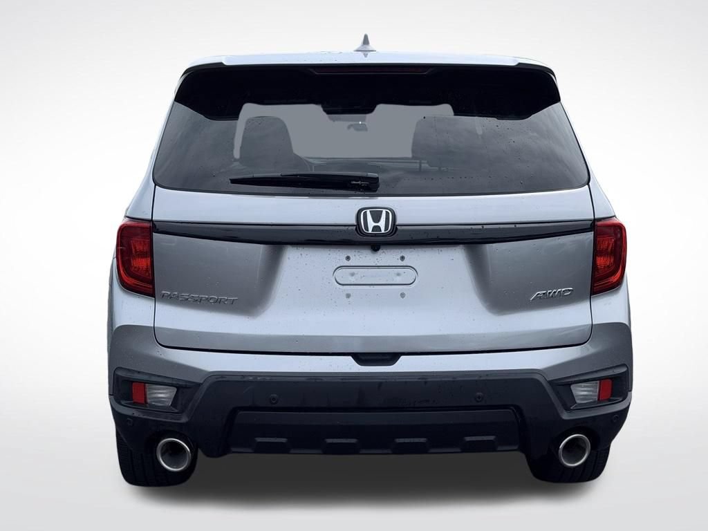 Used 2025 Honda Passport EX-L image 6