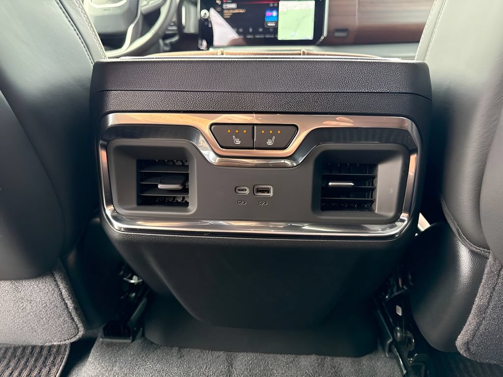 New 2026 GMC Sierra 2500 Denali Ultimate AWD/4WD image 23