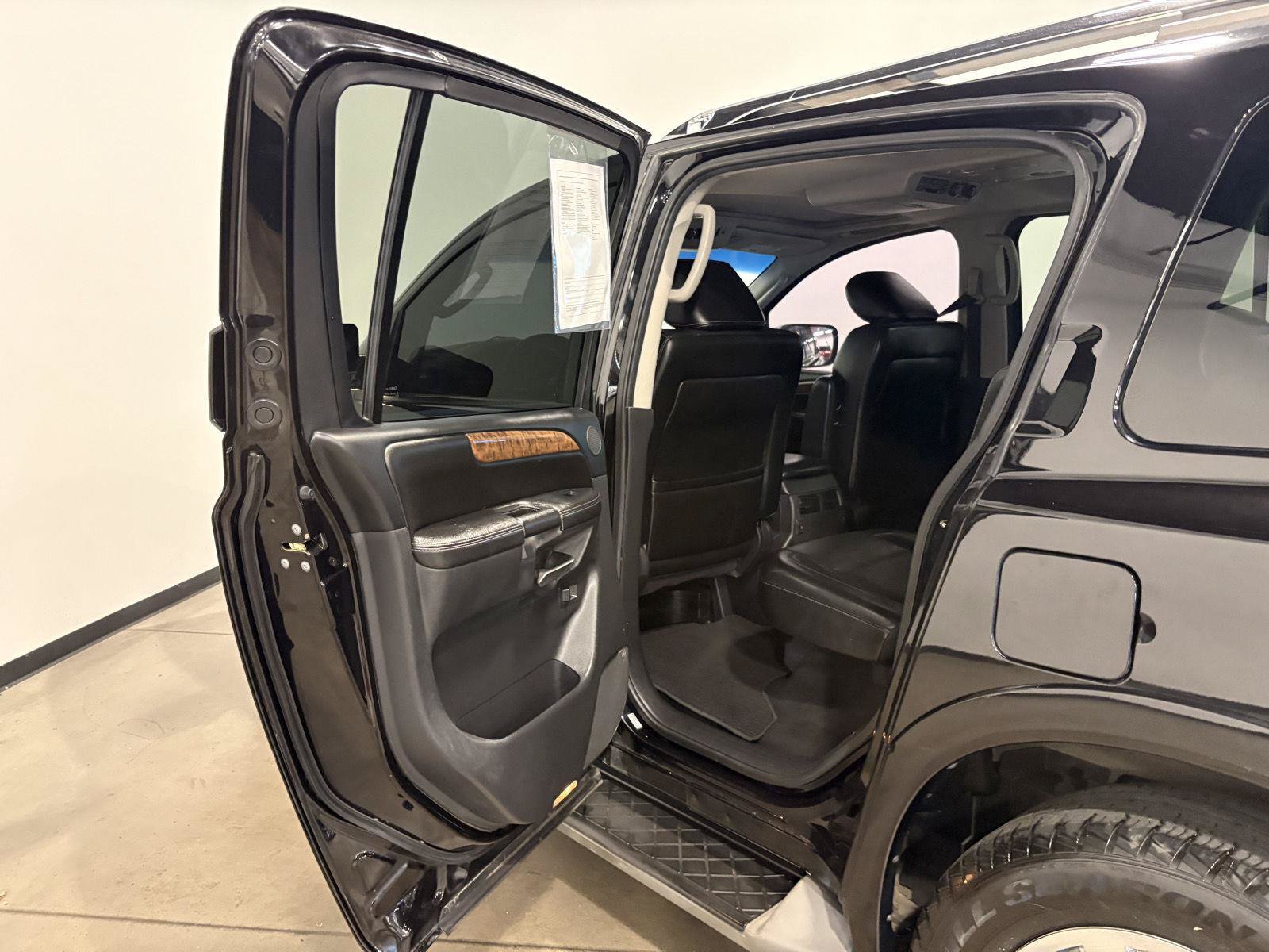 Used 2012 Nissan Armada Platinum AWD/4WD image 26