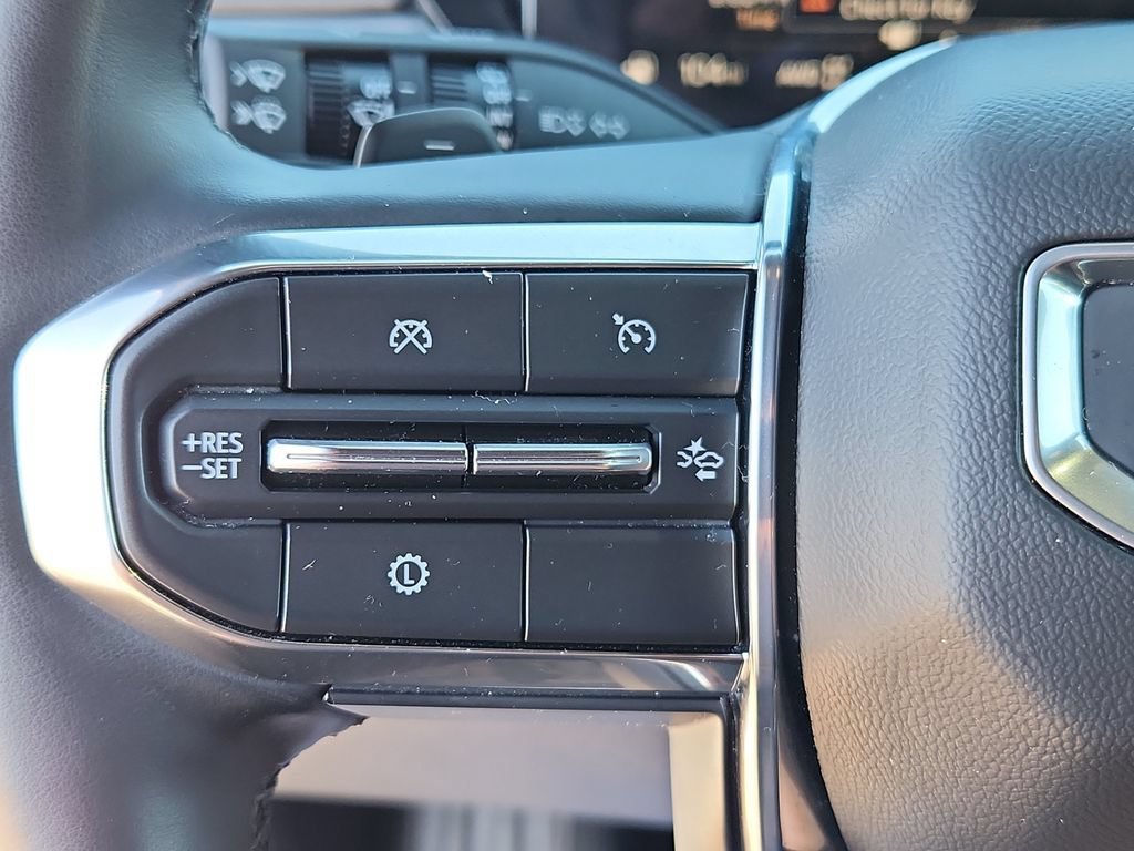 Used 2025 GMC Acadia Elevation AWD/4WD image 20