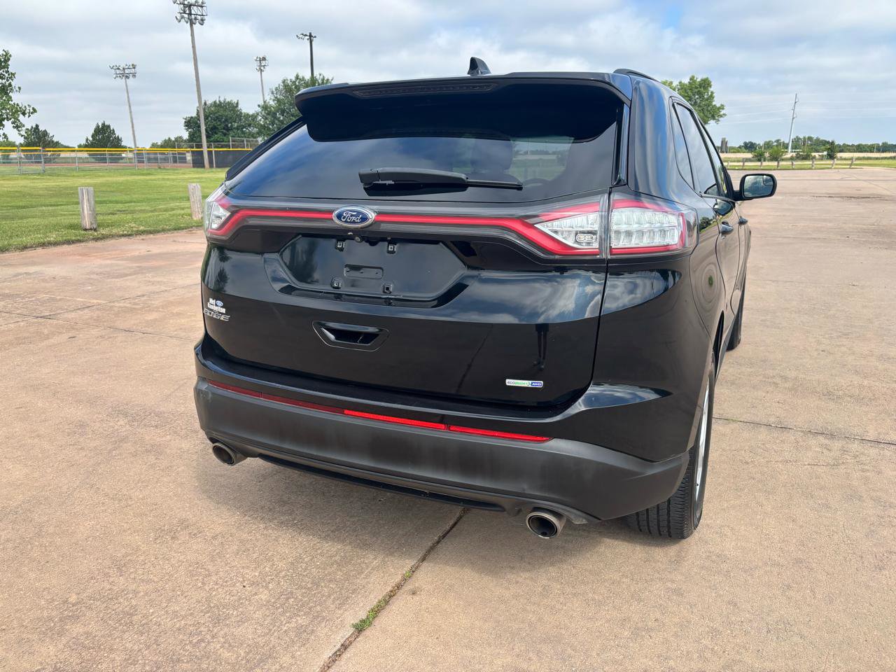 Used 2017 Ford Edge SE AWD/4WD image 30