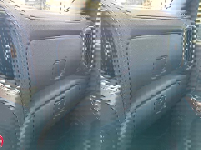 Used 2020 GMC Sierra 3500 Denali w/ Denali Ultimate Package image 27