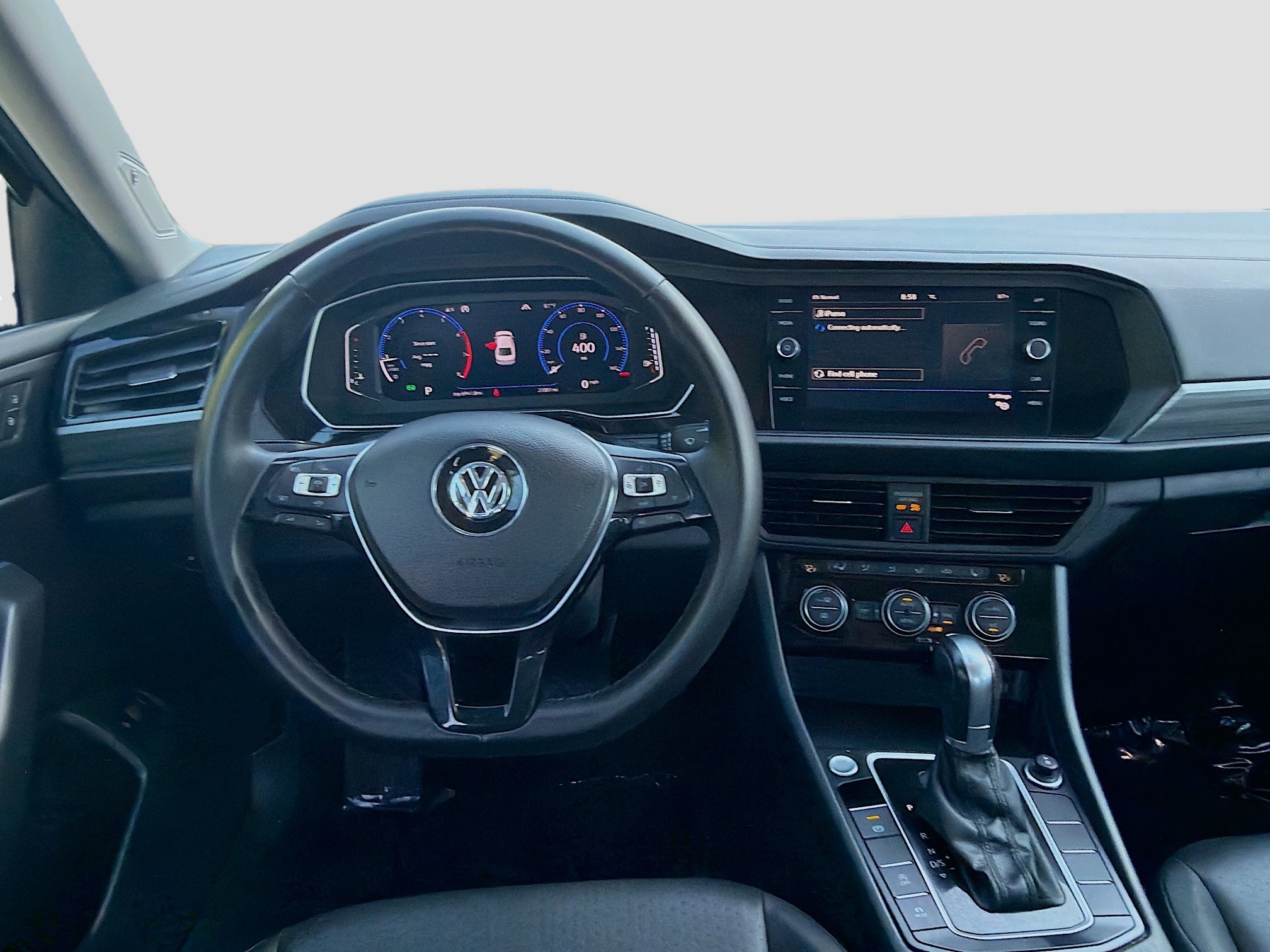 Used 2019 Volkswagen Jetta SEL w/ Cold Weather Package FWD image 19