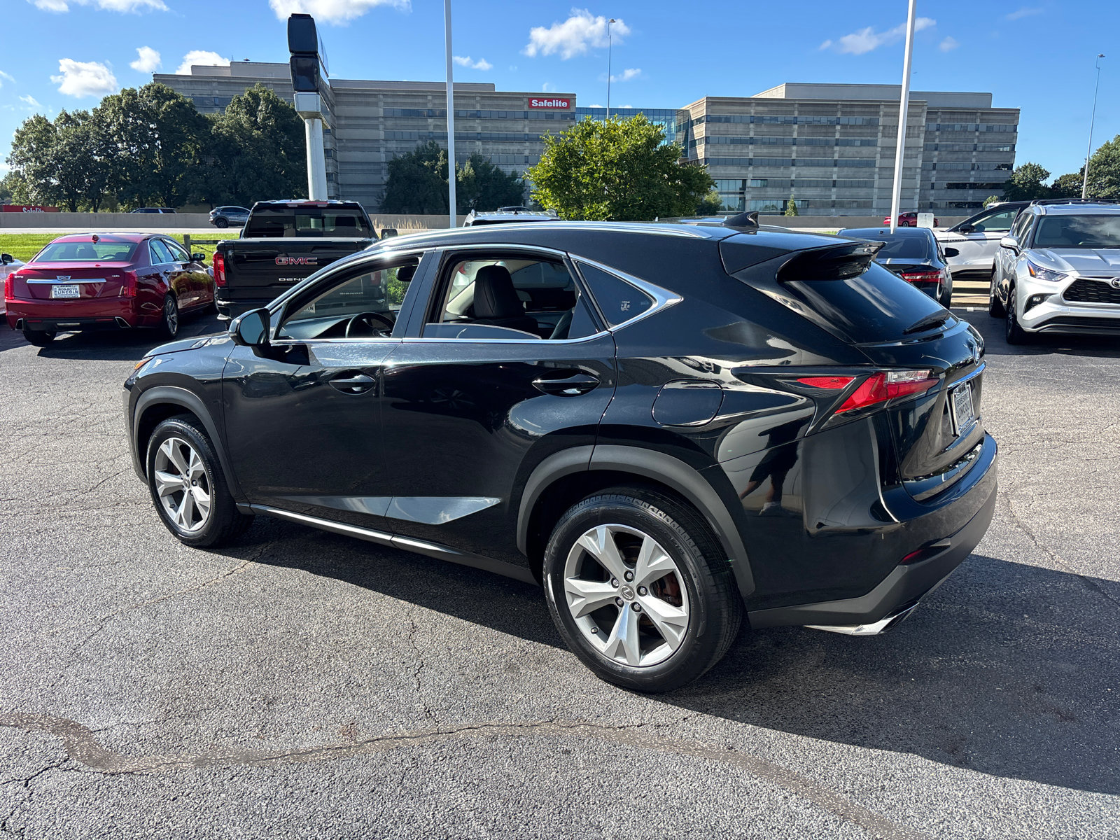 Used 2017 Lexus NX 200t AWD w/ Premium Package image 5