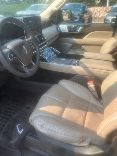 Certified 2023 Lincoln Navigator L Reserve AWD/4WD image 11