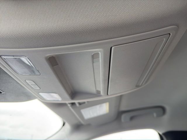 Used 2025 Ford Escape Platinum image 27