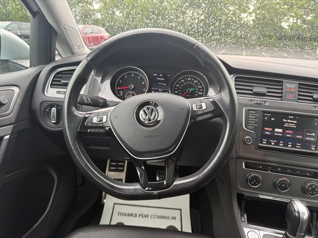 Used 2017 Volkswagen Golf Alltrack S AWD/4WD image 12