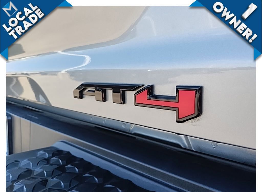 Used 2025 GMC Canyon AT4 w/ Nightfall Edition AWD/4WD image 12