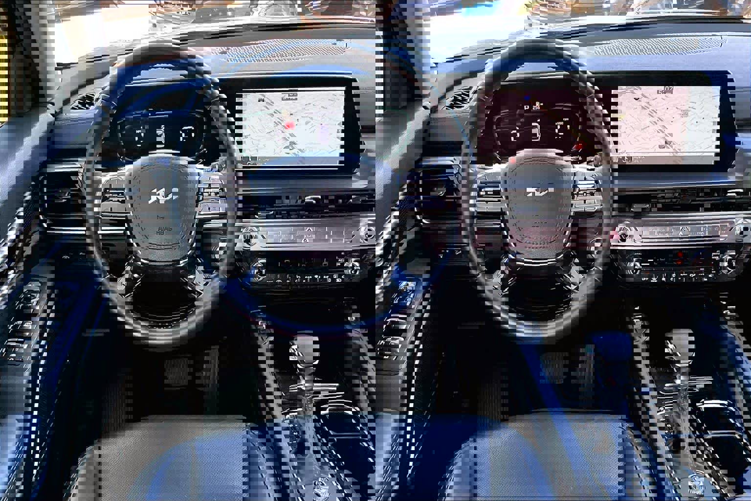 Used 2023 Kia Telluride S image 5