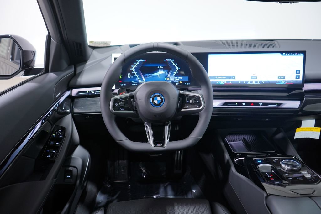 New 2026 BMW i5 eDrive40 w/ M Sport Package image 11