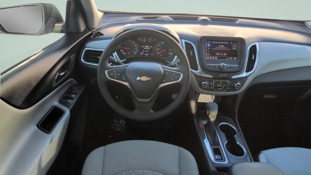 Used 2023 Chevrolet Equinox LS FWD image 12