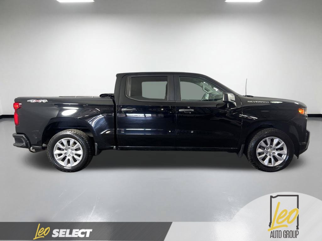 Used 2020 Chevrolet Silverado 1500 Custom w/ Custom Value Package AWD/4WD image 4