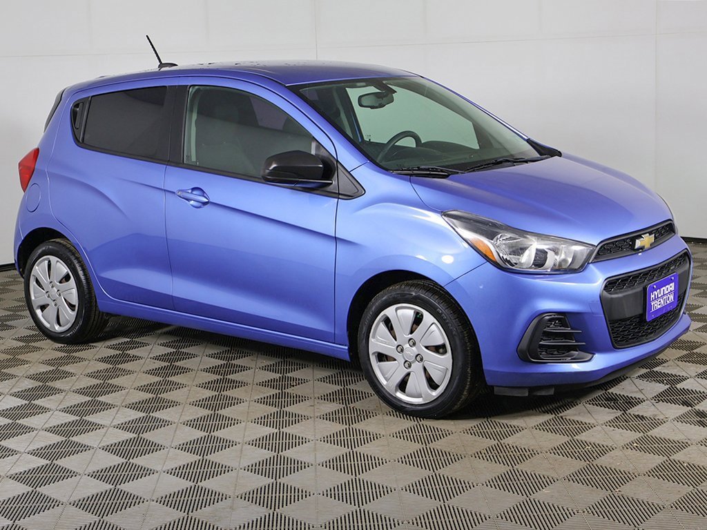 Used 2018 Chevrolet Spark LS image 2