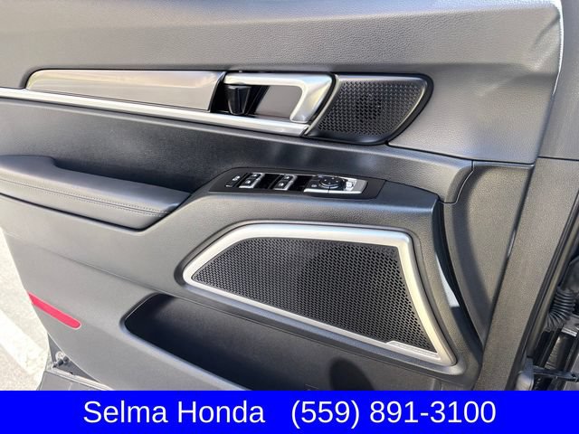 Used 2024 Kia Telluride S w/ S Sunroof Package AWD/4WD image 14