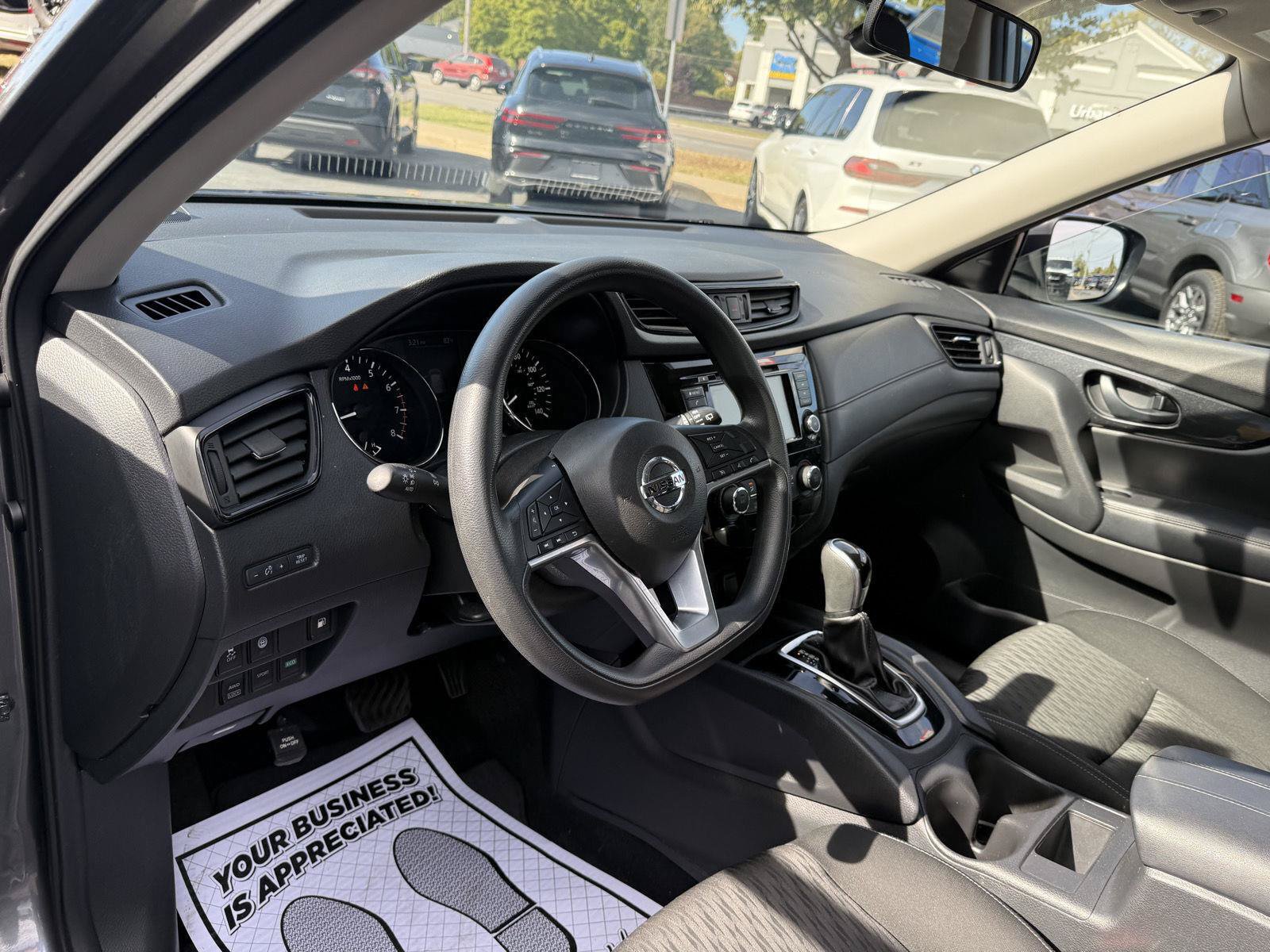 Used 2020 Nissan Rogue S AWD/4WD image 26