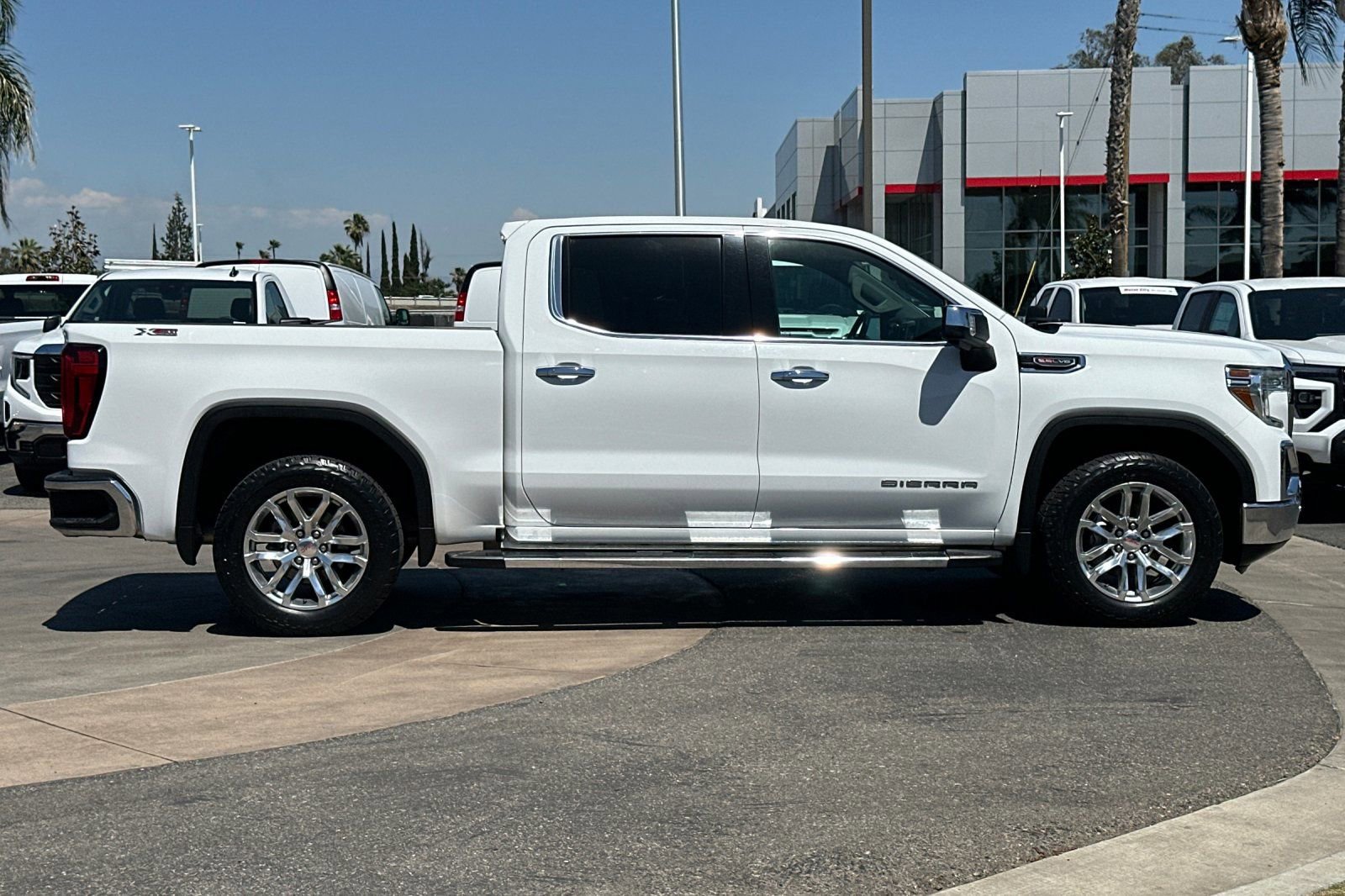 Certified 2021 GMC Sierra 1500 SLT w/ SLT Premium Plus Package AWD/4WD image 3