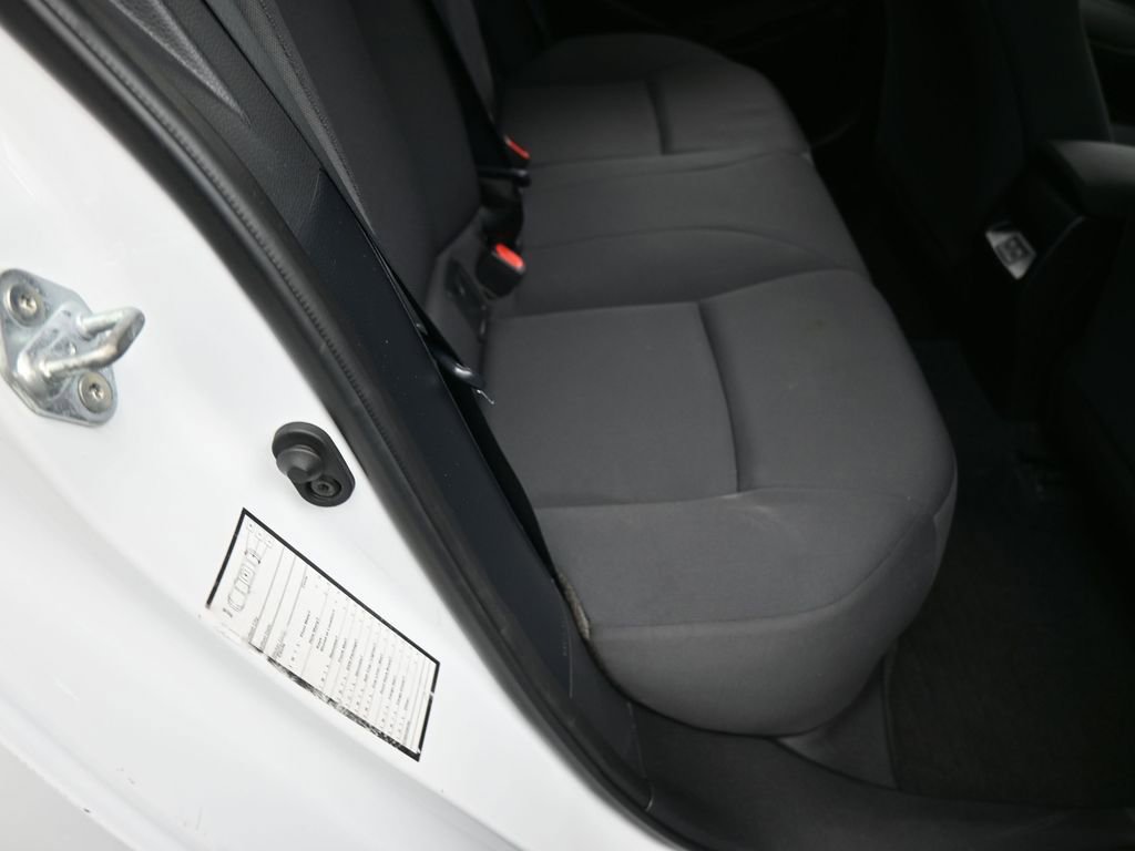 Used 2023 Toyota Corolla LE image 32