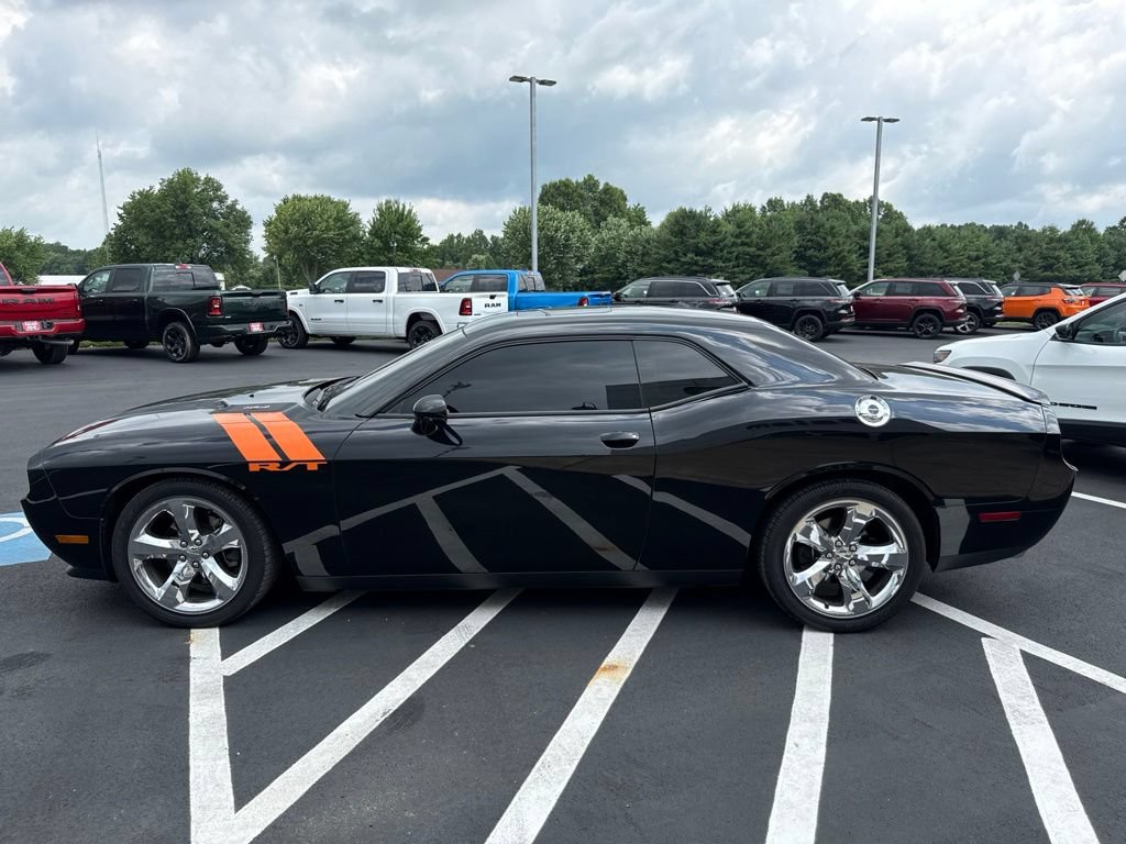 Used 2013 Dodge Challenger R/T Plus RWD image 5