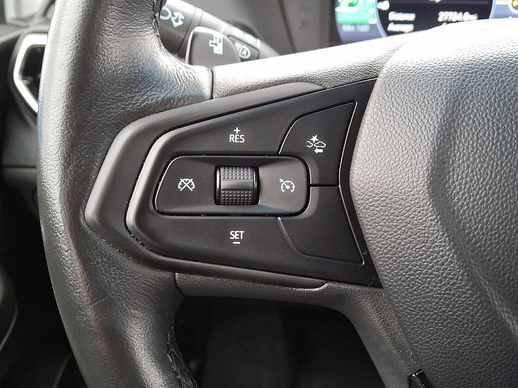 Certified 2023 Chevrolet Bolt LT w/ Infotainment Package image 26