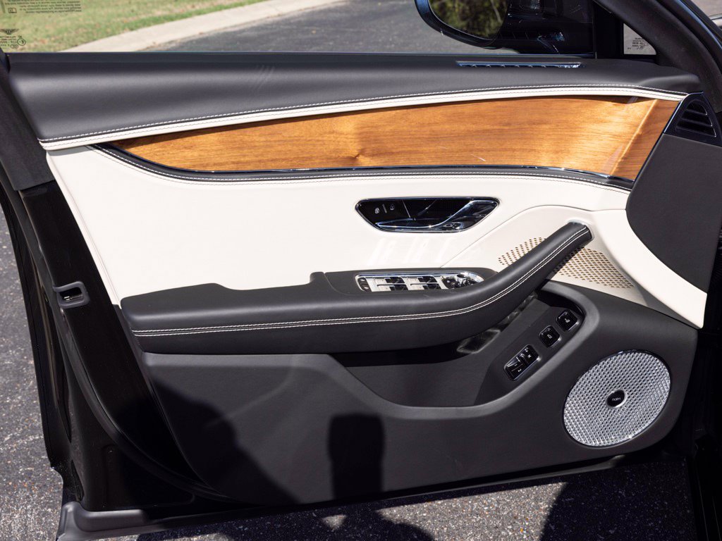 New 2027 Bentley Flying Spur AWD/4WD image 21
