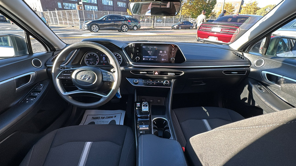 Used 2023 Hyundai Sonata SE w/ Preferred Accessory Package FWD image 28