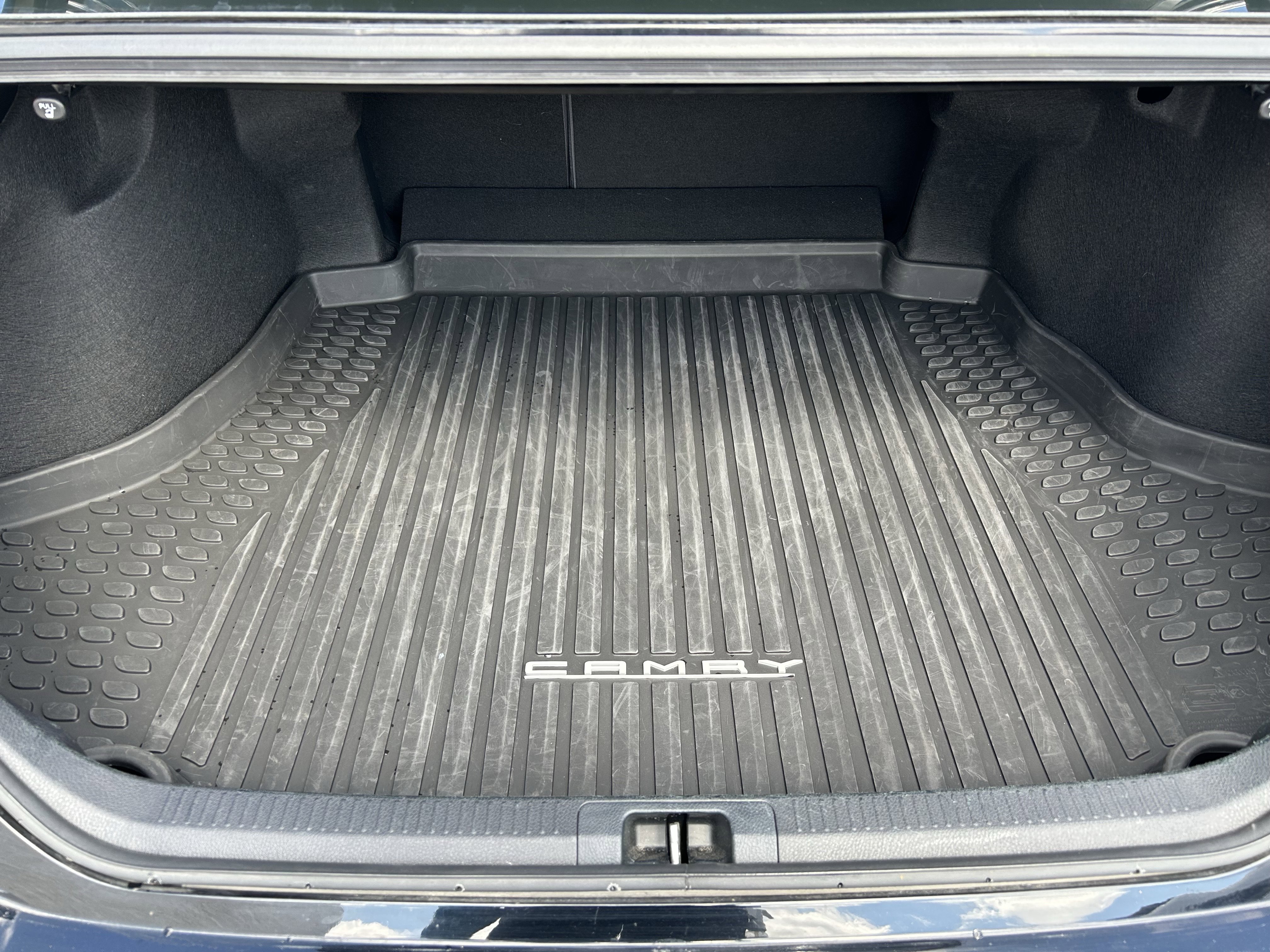 Certified 2022 Toyota Camry XLE w/ Navigation Upgrade Package image 19