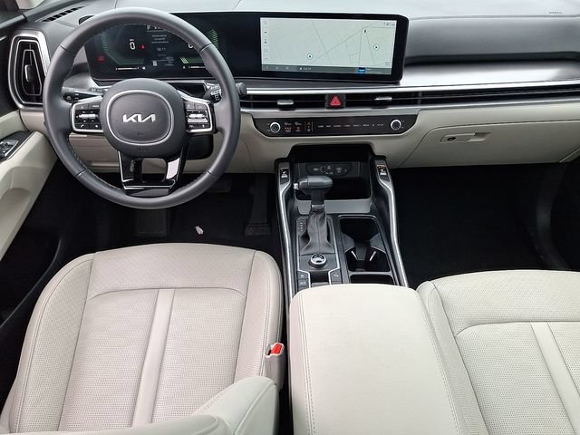 Used 2024 Kia Sorento S w/ Panoramic Sunroof Package FWD image 15