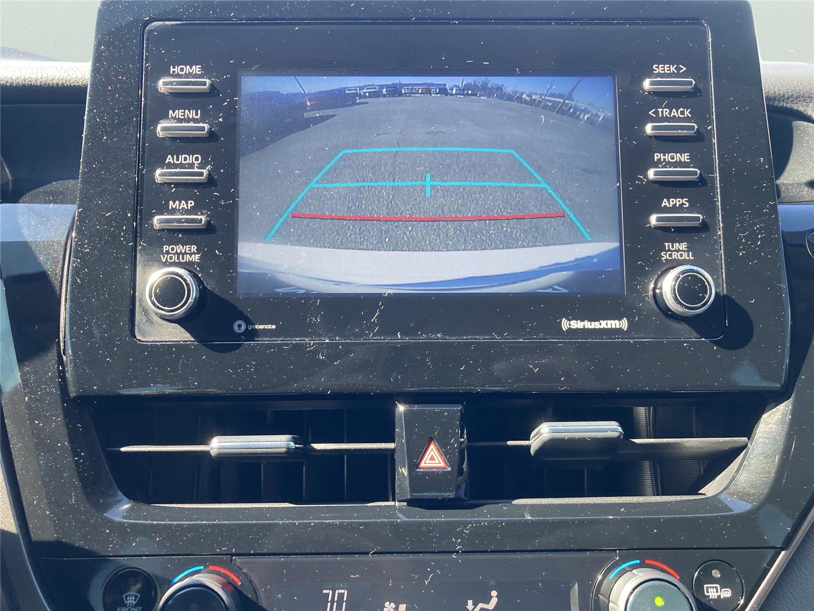 Used 2022 Toyota Camry SE image 15