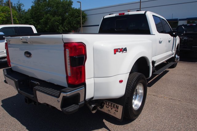 Certified 2025 Ford F350 Lariat w/ Lariat Ultimate Package AWD/4WD image 5