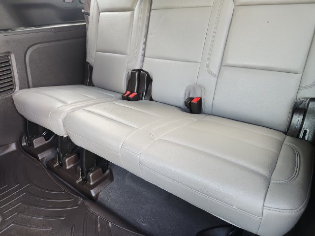 Used 2021 Chevrolet Suburban LT RWD image 33