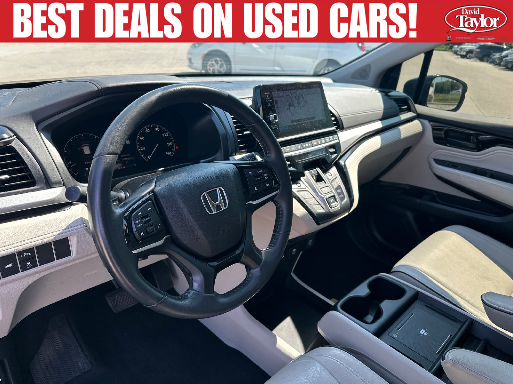 Used 2025 Honda Odyssey Touring image 12