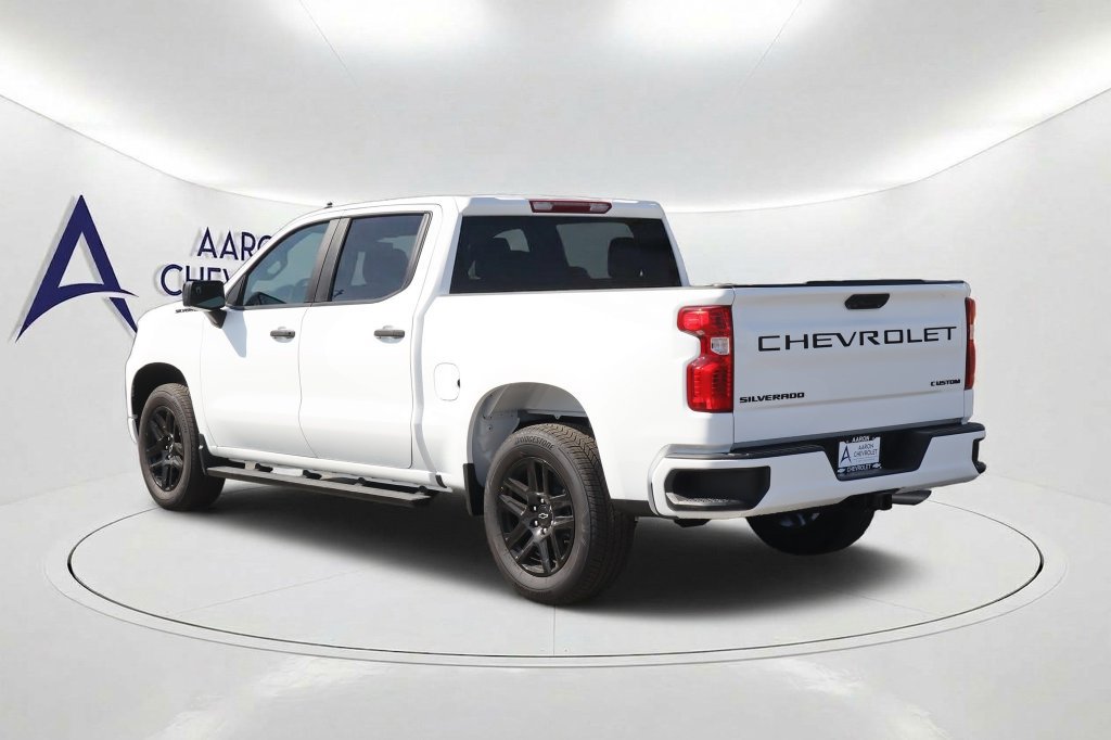 New 2026 Chevrolet Silverado 1500 Custom w/ LPO, Dark Essentials Package RWD image 7