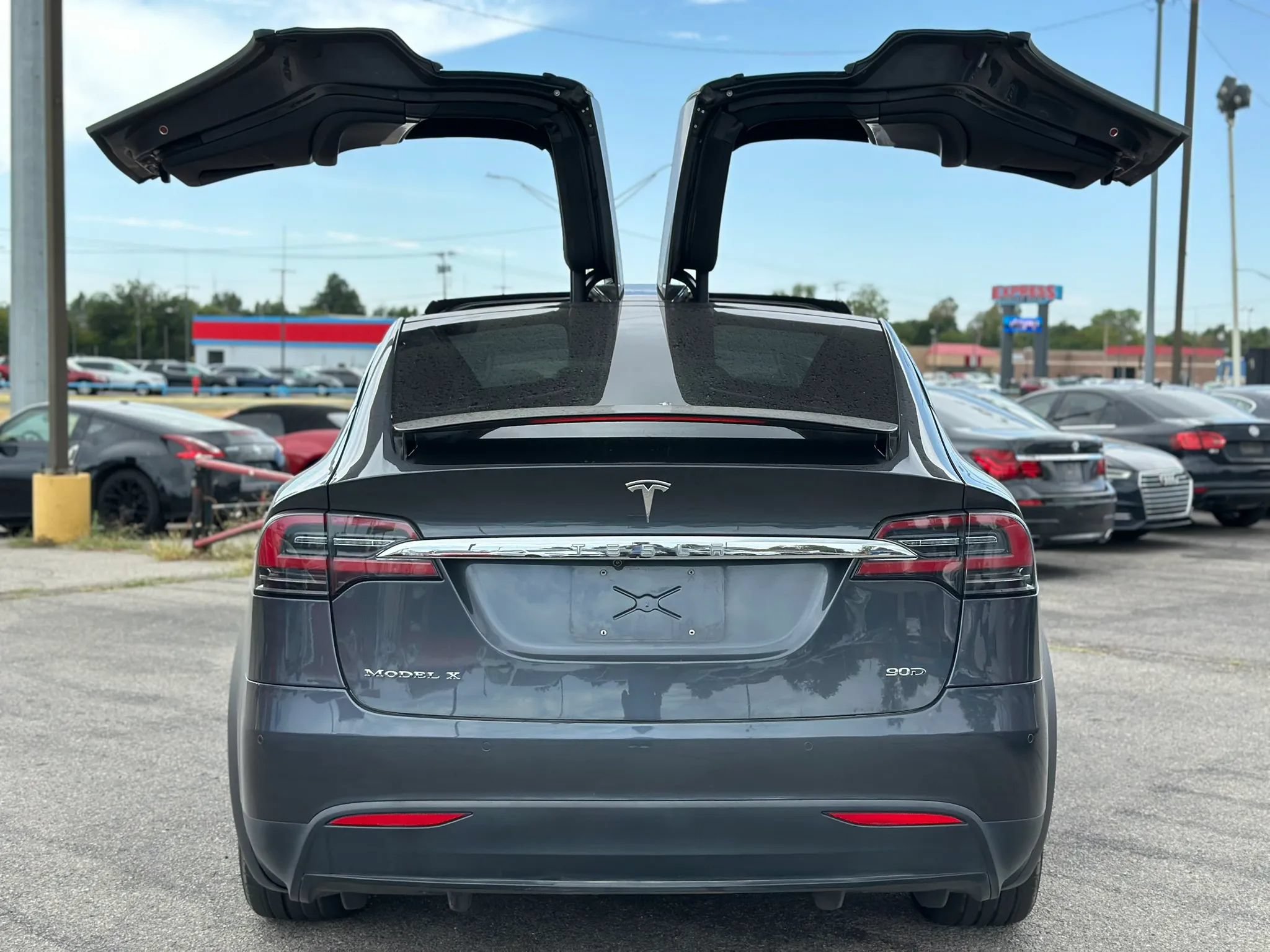 Used 2016 Tesla Model X 90D AWD/4WD image 7