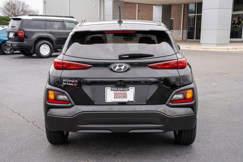 Used 2018 Hyundai Kona SE image 4
