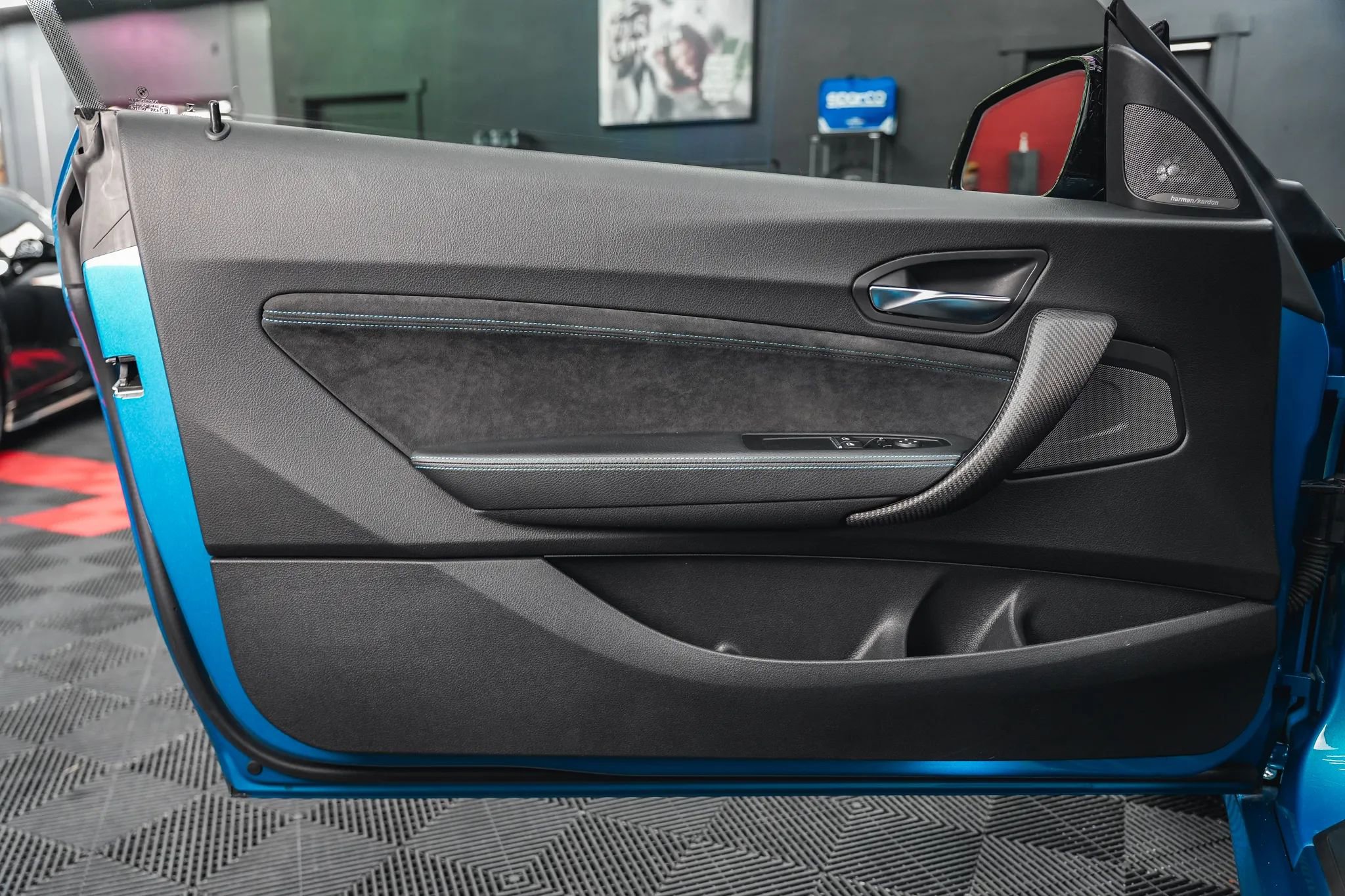 Used 2018 BMW M2 RWD image 37
