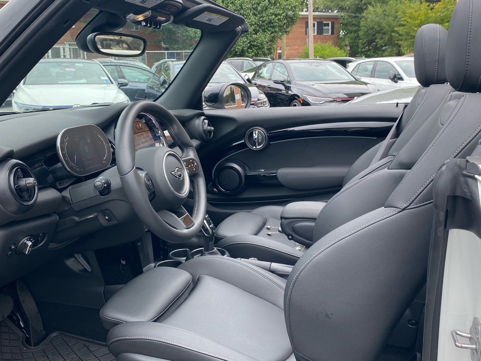 Used 2024 MINI Cooper S FWD image 9