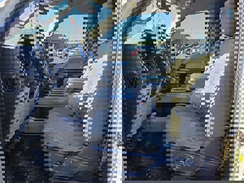 Used 2017 Ford F150 XLT w/ Equipment Group 302A Luxury image 5