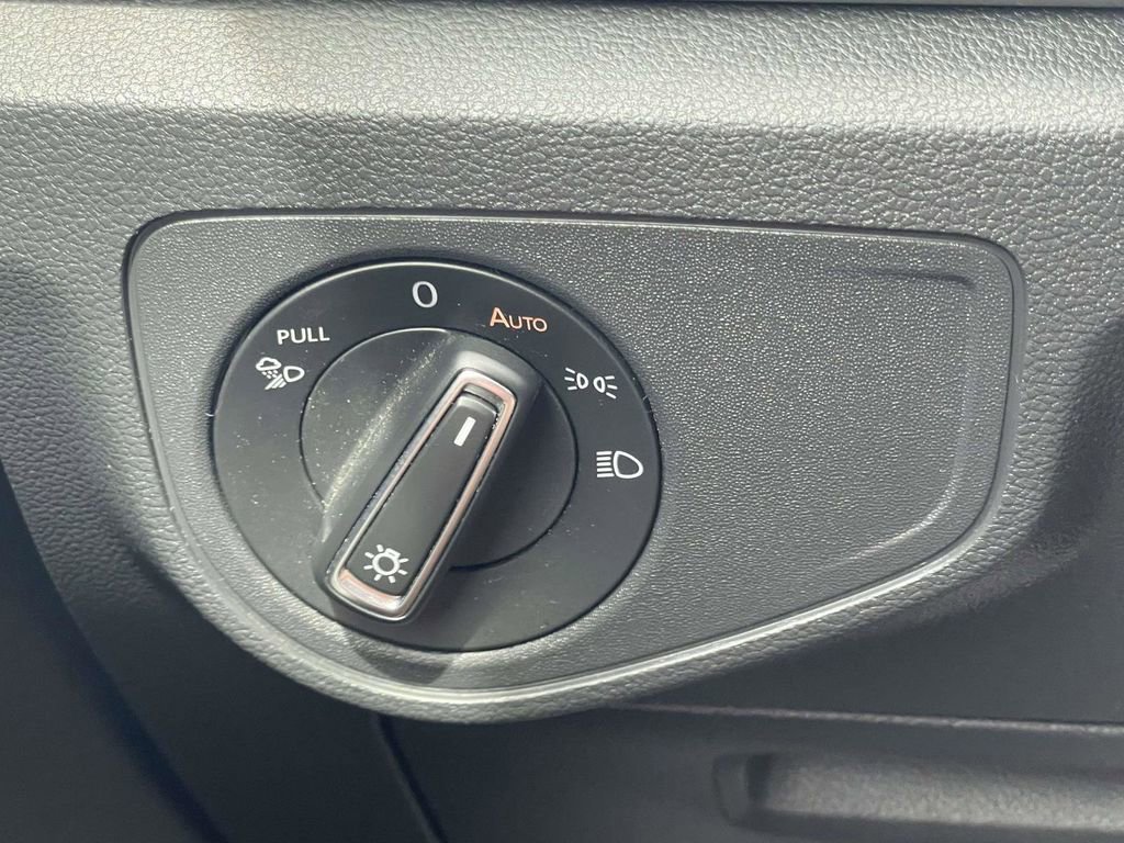 Used 2023 Volkswagen Atlas SEL R-Line image 24